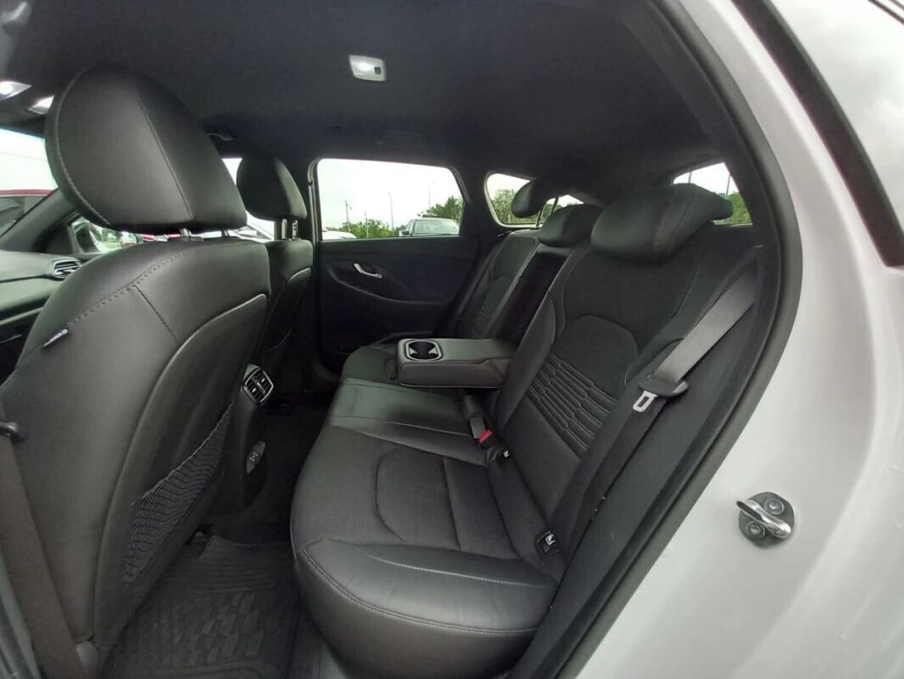 Hyundai i30 - zdjęcie 8