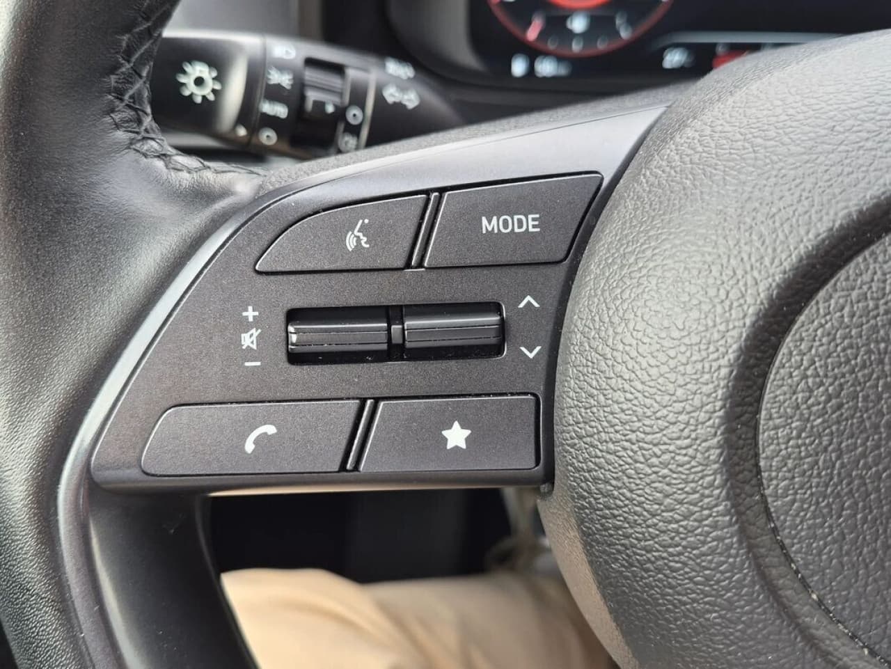 Hyundai i20 - zdjęcie 13