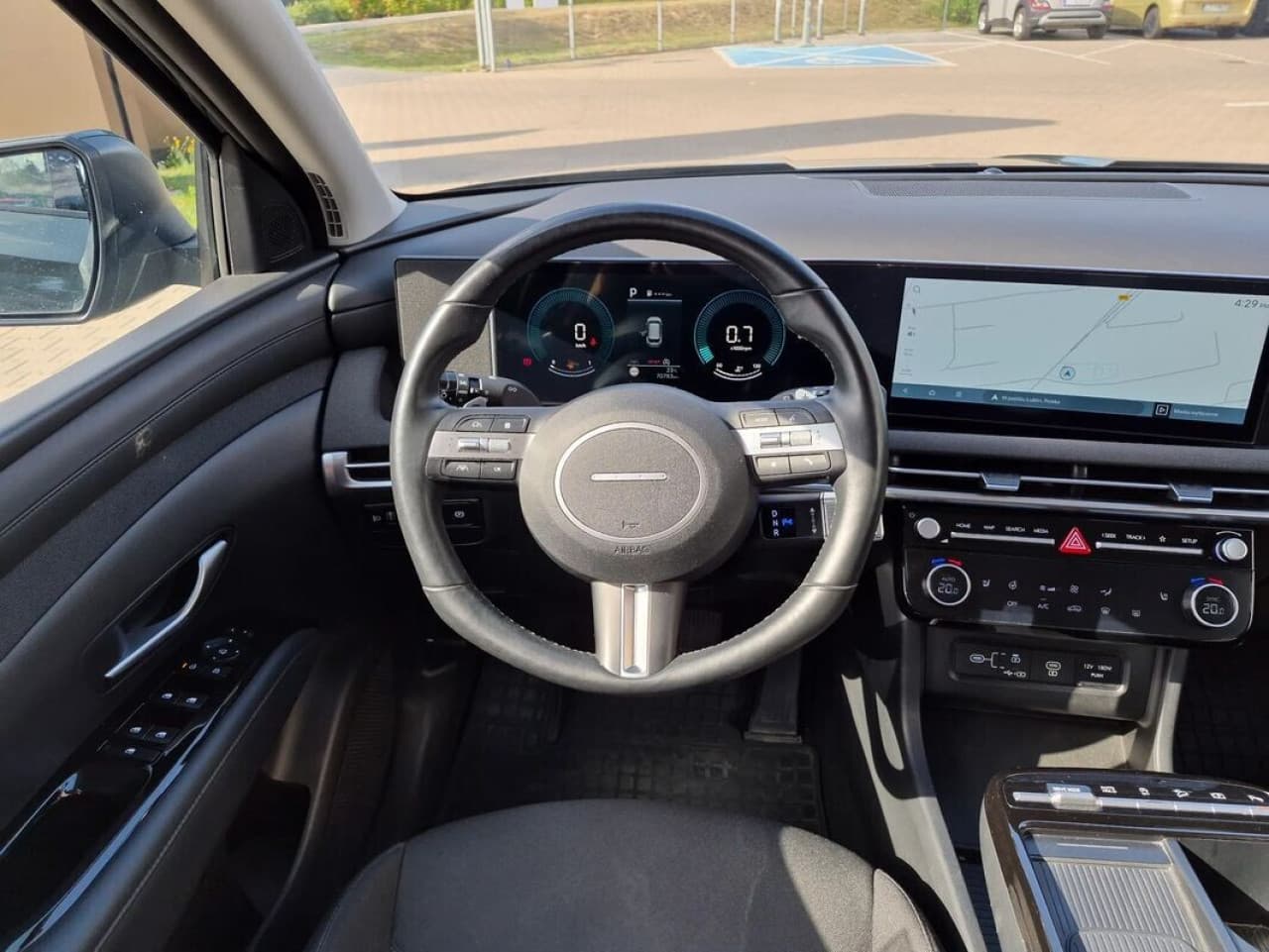 Hyundai Tucson - zdjęcie 3