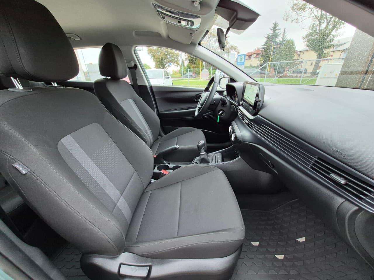 Hyundai i20 - zdjęcie 16