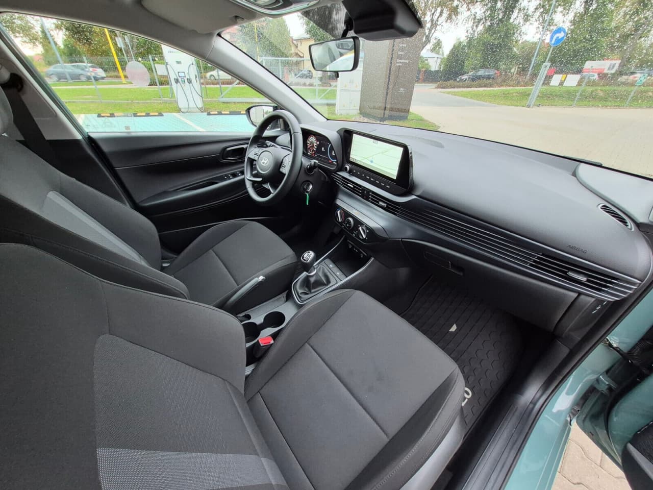 Hyundai i20 - zdjęcie 15