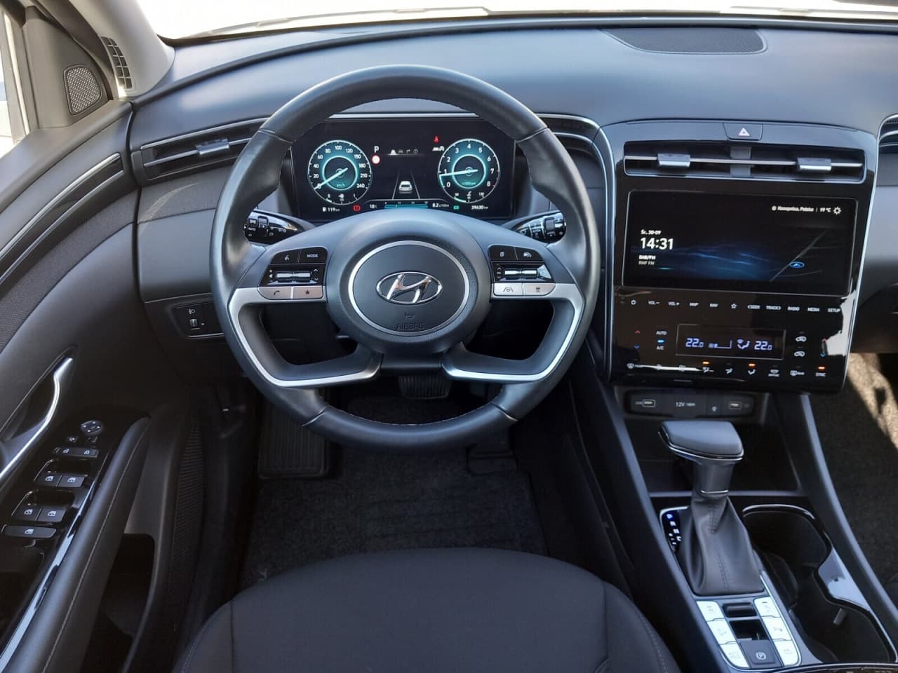 Hyundai Tucson - zdjęcie 9